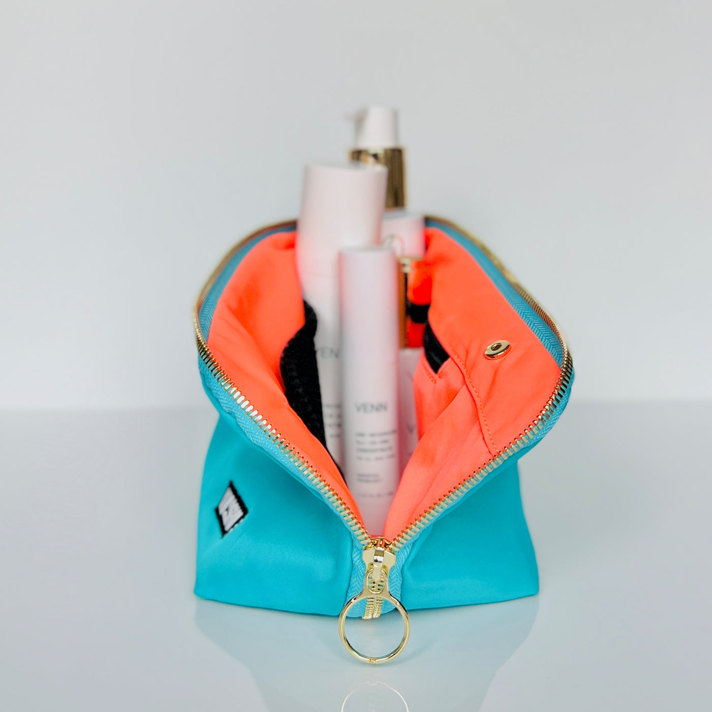 Vacationer Large Makeup Bag